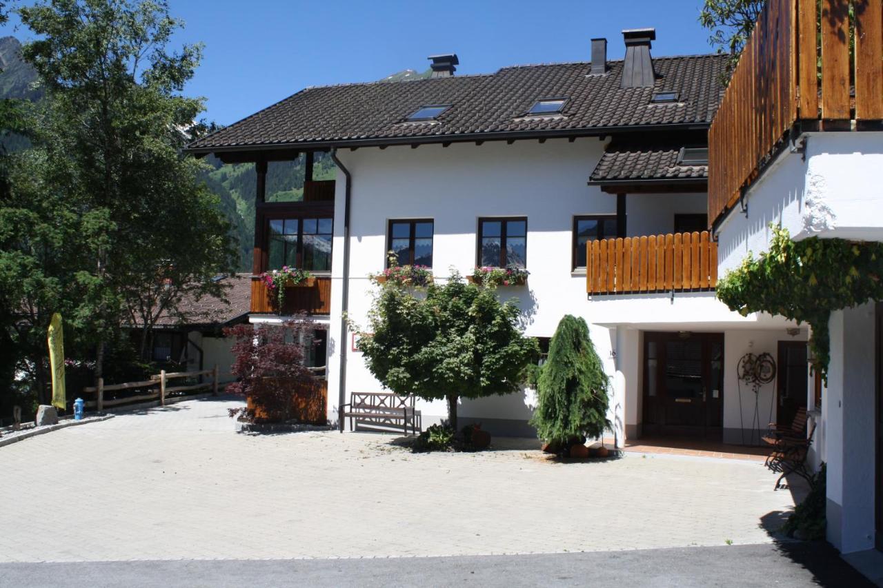 Appartementhaus Vermala Sankt Gallenkirch Luaran gambar
